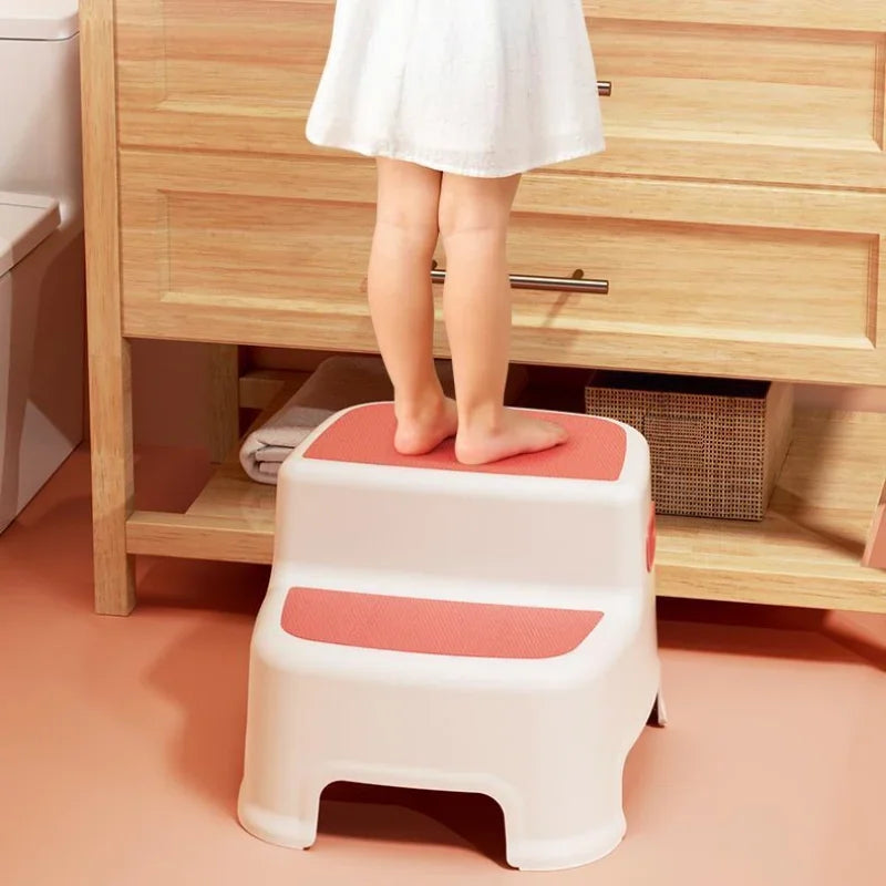 E20 Children's footstool baby stepping chair stool small stool hand washing footstool
